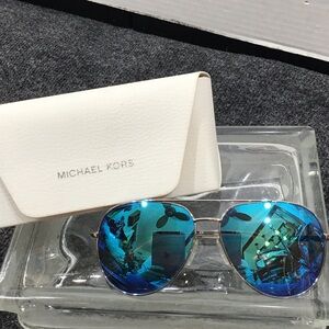 Michael Kors Reflective Mirror Blue Aviator Sunglasses MK5009 Rodinara with case